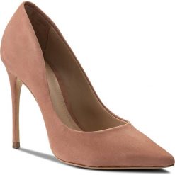 Szpilki SCHUTZ - S 02091 0001 0643 U Poppy Rose. Różowe półbuty damskie Schutz, bez wzorów, ze skóry, klasyczne, ze szpiczastym noskiem, na wysokim obcasie, na obcasie, bez zapięcia. W wyprzedaży za 359,00 zł.