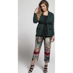 Zielona Marynarka z Wykładanym Kołnierzem z Czarnymi Detalami PLUS SIZE. Czarne marynarki damskie Nommo, xl, bez wzorów, z poliesteru. Za 222,90 zł.