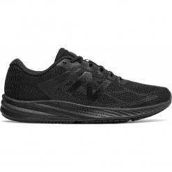New Balance W490LB6. Czarne buty sportowe damskie New Balance, bez wzorów, z gumy, tenisowe. Za 299,99 zł.