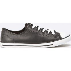 Converse - Tenisówki Chuck Taylor All Star Dainty. Czarne trampki i tenisówki damskie marki Converse, bez wzorów, ze skóry, na sznurówki. W wyprzedaży za 199,90 zł.