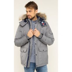 Kurtka zimowa Tommy Jeans Tjm Tech DM0DM06907. Szare kurtki męskie Tommy Jeans, na zimę, xl, bez wzorów, z poliesteru, bez kaptura. W wyprzedaży za 599,00 zł.