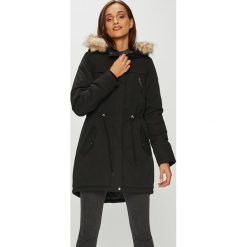 Vero Moda - Parka Breeze Agnes. Czarne parki damskie Vero Moda, l. W wyprzedaży za 179,90 zł.