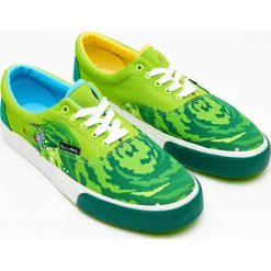 Trampki Rick and Morty - Zielony. Zielone trampki męskie Cropp, bez wzorów, bez zapięcia. Za 119,99 zł.