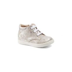 Buty Dziecko GBB SACHA. Brązowe trampki dziewczęce marki GBB, bez wzorów, bez zapięcia. Za 223,20 zł.