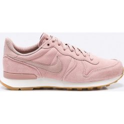 Nike Sportswear - Buty W Internationalist Se. Szare bez kategorii marki Nike Sportswear, ze skóry. W wyprzedaży za 359,90 zł.