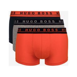 BOSS 3-pack Bokserki Niebieski Czerwony Szary. Szare bokserki męskie Boss, bez wzorów, z elastanu. Za 192,95 zł.