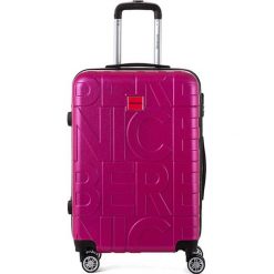 Walizka w kolorze różowym - 71 l. Różowe walizki Murano, Berenice, bez wzorów, z materiału. W wyprzedaży za 219,95 zł.