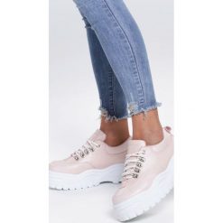 Różowe Sneakersy Resume. Różowe sneakersy damskie marki Inny, ze skóry. Za 109,99 zł.