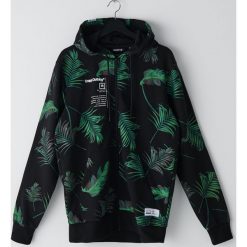 Bluza z roślinnym nadrukiem - Czarny. Czarne bluzy męskie Cropp, s, z nadrukiem, bez kołnierzyka, bez rękawów, bez kaptura. Za 119,99 zł.