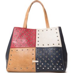Desigual Torino Cella Torebka Czerwony Brązowy. Czerwone torebki klasyczne damskie Desigual, w paski, z materiału, bez dodatków. Za 378,95 zł.