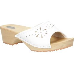 Chodaki skórzane Casu D-K-21. Szare klapki damskie Casu, bez wzorów, bez obcasa. Za 49,99 zł.