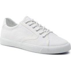 Tenisówki MARC O'POLO - 903 14433501 800 White 100. Białe półbuty damskie Marc O'Polo, na co dzień, bez wzorów, z gumy, bez obcasa, na płaskiej podeszwie, bez zapięcia. W wyprzedaży za 209,00 zł.