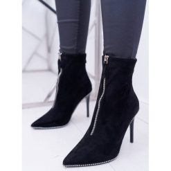 Damskie Botki Na Obcasie Lu Boo Dwa Suwaki Zamszowe Czarne Suzy. Czarne botki damskie Tagless, z zamszu, bez obcasa, na obcasie, bez zapięcia. Za 129,00 zł.