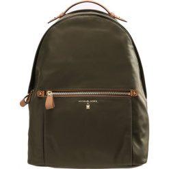 Plecaki damskie: MICHAEL Michael Kors KELSEY BACKPACK Plecak olive