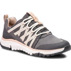 Trekkingi CLARKS - Tri Trail 261351084 Dark Grey Combi. Szare półbuty damskie Clarks, na co dzień, bez wzorów, ze skóry, bez obcasa, na płaskiej podeszwie, bez zapięcia. W wyprzedaży za 279,00 zł.
