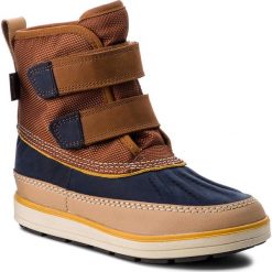 Śniegowce CLARKS - Arrow Star Gtx GORE-TEX 261384367 Tan Combi. Pomarańczowe śniegowce chłopięce Clarks, bez zapięcia, gore-tex. W wyprzedaży za 259,00 zł.