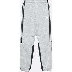 Adidas Performance - Spodnie dziecięce 110-176 cm. Szare spodnie chłopięce adidas Performance, bez wzorów, z bawełny, sportowe. W wyprzedaży za 139,90 zł.
