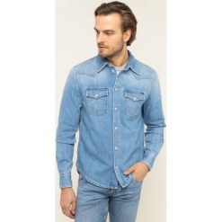 Koszula Pepe Jeans Carson PM301044. Niebieskie koszule męskie Pepe Jeans, m, bez wzorów, z bawełny, casualowe, bez kołnierzyka, bez rękawów. W wyprzedaży za 269,00 zł.