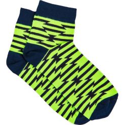 SKARPETY MĘSKIE WE WZORY U13 - ZIELONE. Zielone skarpetki męskie marki Ombre Clothing, w jednolite wzory. Za 7,99 zł.