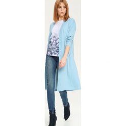 Bluza rozpinana damska gładka. Niebieskie bluzy damskie Top Secret, bez wzorów, z tkaniny, z długim rękawem, długie, bez kaptura. W wyprzedaży za 29,99 zł.