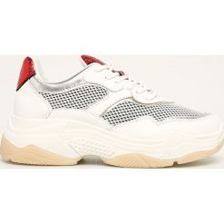 S. Oliver - Buty. Białe buty sportowe damskie S.Oliver, z gumy. W wyprzedaży za 219,90 zł.