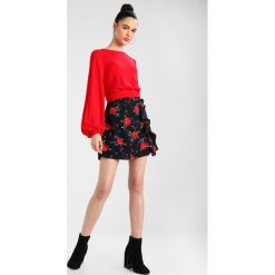 Fashion Union BREE Sweter red knit. Czerwone bez kategorii marki Fashion Union, z elastanu. Za 129,00 zł.