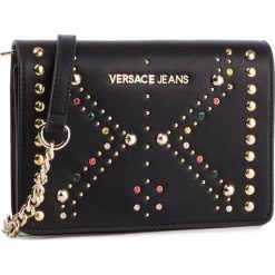 Torebka VERSACE JEANS - E1HTBB23 71123 899. Czarne torebki klasyczne damskie Versace Jeans, z aplikacjami, z jeansu, młodzieżowe, zdobione, bez dodatków. W wyprzedaży za 479,00 zł.