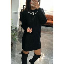 Tunika BEZILA BLACK. Czarne tuniki damskie uniwersalny. W wyprzedaży za 69,00 zł.