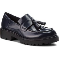 Półbuty VAGABOND - Kenova 4441-104-64 Dk Blue. Niebieskie półbuty damskie Vagabond, z aplikacjami, ze skóry, bez obcasa, na płaskiej podeszwie, bez zapięcia. Za 449,00 zł.