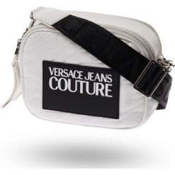 TOREBKA Versace Jeans Couture. Szare torebki klasyczne damskie Versace Jeans Couture, w paski, z jeansu, na ramię, duże, pikowane, z aplikacjami. Za 649,00 zł.