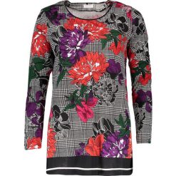 Koszulka w kolorze czarnym ze wzorem. Czarne koszulki damskie marki Gerry Weber, na co dzień, z wiskozy, z okrągłym kołnierzem. W wyprzedaży za 85,95 zł.