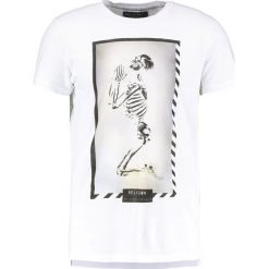 T-shirty męskie z nadrukiem: Religion POLAROID TEE Tshirt z nadrukiem white
