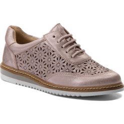Półbuty CAPRICE - 9-23504-20 Rose Metallic 520. Czerwone półbuty damskie skórzane Caprice, na płaskiej podeszwie. W wyprzedaży za 199,00 zł.