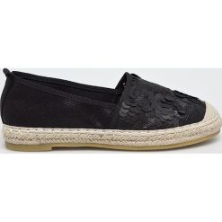 Answear - Espadryle Lisa. Szare espadryle damskie ANSWEAR, z materiału. W wyprzedaży za 59,90 zł.