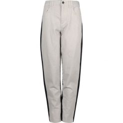 Guess Jeansy "Relaxed H.Waist". Jeansy damskie Guess, z aplikacjami, z jeansu, z podwyższonym stanem. Za 199,00 zł.
