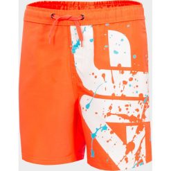 Spodenki plażowe chłopięce (122-164) JMAJM218 - pomarańcz neon. Spodenki chłopięce 4F JUNIOR. W wyprzedaży za 49,99 zł.