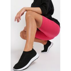 Czarne Buty Sportowe Vivievien. Czarne buty sportowe damskie Renee, bez wzorów, sportowe. W wyprzedaży za 79,99 zł.
