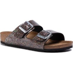 Klapki BIRKENSTOCK - Arizona Kids 1017382 Cosmic Sparkle Black Multi. Czarne sandały dziewczęce Birkenstock, ze skóry ekologicznej, bez zapięcia. Za 169,00 zł.