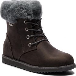 Śniegowce EMU AUSTRALIA - Shoreline Leather Lo W11588 Charcoal/Anthracite. Szare buty zimowe damskie EMU Australia, z nubiku. Za 859,00 zł.