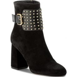 Botki RED VALENTINO - NQ0S0999 Nero 0NO. Czarne botki damskie skórzane Red Valentino. W wyprzedaży za 1279,00 zł.