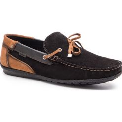 Mokasyny BADURA - 3622 Czarny 314. Czarne mokasyny męskie Badura, na co dzień, z aplikacjami, z zamszu, eleganckie, bez zapięcia. W wyprzedaży za 259,00 zł.
