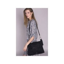 Torba basic czarna listonoszka. Czarne listonoszki damskie marki drops, w paski, z bawełny, na ramię, bez dodatków. Za 137,00 zł.