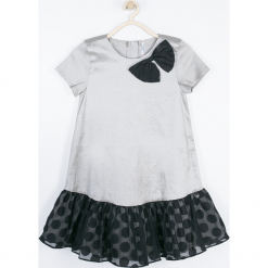 Sukienka. Szare sukienki dziewczęce z krótkim rękawem ELEGANT JUNIIOR GIRL, w kropki, z bawełny, eleganckie, krótkie. Za 139,90 zł.