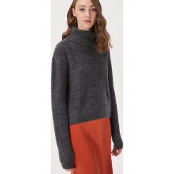 Sweter z golfem - Szary. Szare swetry damskie Sinsay, s, bez wzorów, bez rękawów, bez kaptura. Za 59,99 zł.