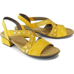 RIEKER V6216-68 yellow, sandały damskie. Żółte sandały damskie Rieker, bez wzorów, bez obcasa, na obcasie, bez zapięcia. Za 229,90 zł.