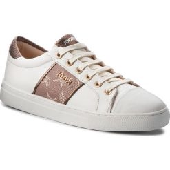 Sneakersy JOOP! - Coralie 4140004200 Latte Macchiato 710. Białe półbuty damskie JOOP!, na co dzień, bez wzorów, ze skóry ekologicznej, bez obcasa, na płaskiej podeszwie, bez zapięcia. W wyprzedaży za 439,00 zł.
