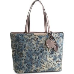 Torebka GUESS - HWDG66 93230 DEN. Niebieskie torebki klasyczne damskie Guess, z aplikacjami, z materiału, duże. Za 589,00 zł.