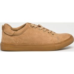 Corina - Buty. Pomarańczowe buty sportowe damskie Corina, bez wzorów, z gumy, sportowe. W wyprzedaży za 59,90 zł.