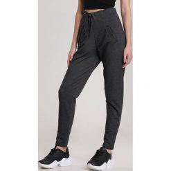 Ciemnoszare Spodnie Viviefa. Szare spodnie damskie Renee, s, z dresówki. Za 79,99 zł.