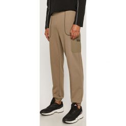 Adidas Originals - Spodnie. Zielone spodnie męskie adidas Originals, na co dzień, s, bez wzorów, z bawełny. Za 269,90 zł.